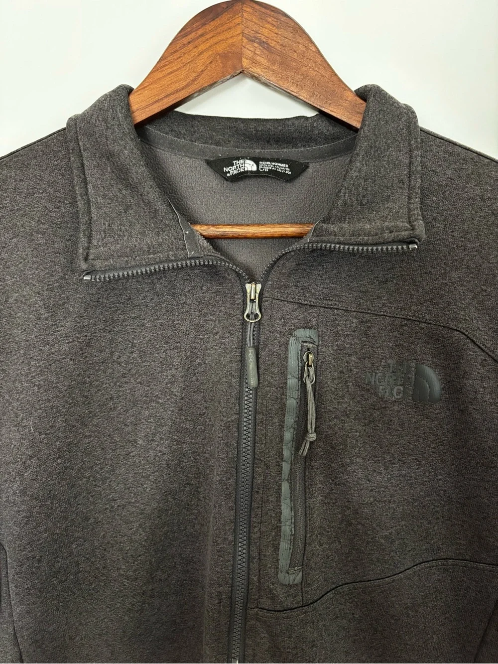 The North Face Men’s Large Gray Performance Fleece Full Zip Jacket